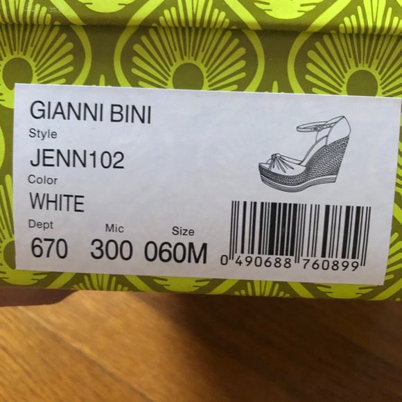 Gianni Bini White Espadrilles Wedges - Picture 8 of 8